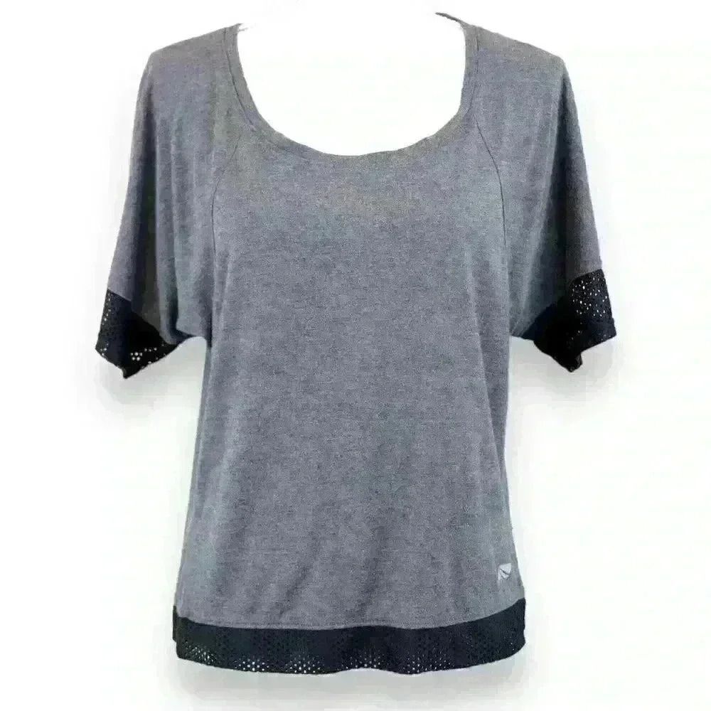 Marika Gray Sport Top T-Shirt w/‎ Black Mesh Back, Cuffs & Hem Size Large